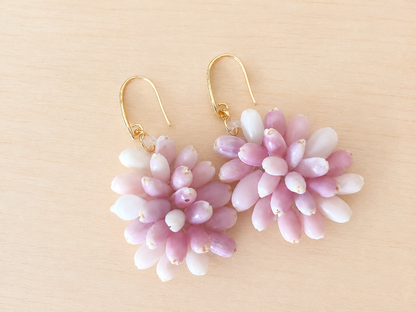 Boucles d'oreilles Pūpū Café - modèle Malia